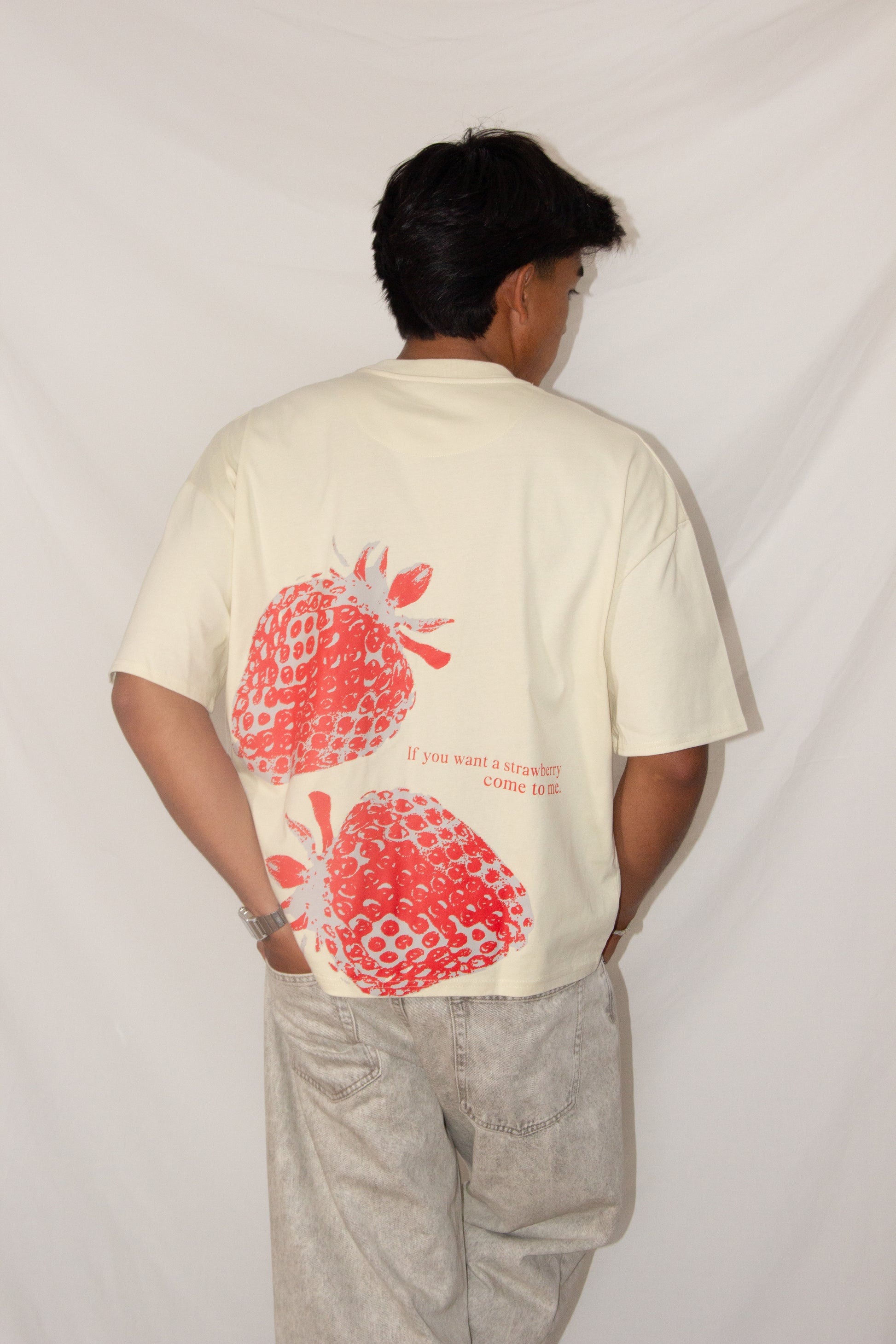 STRAWBERRIES T-SHIRT BEIGE