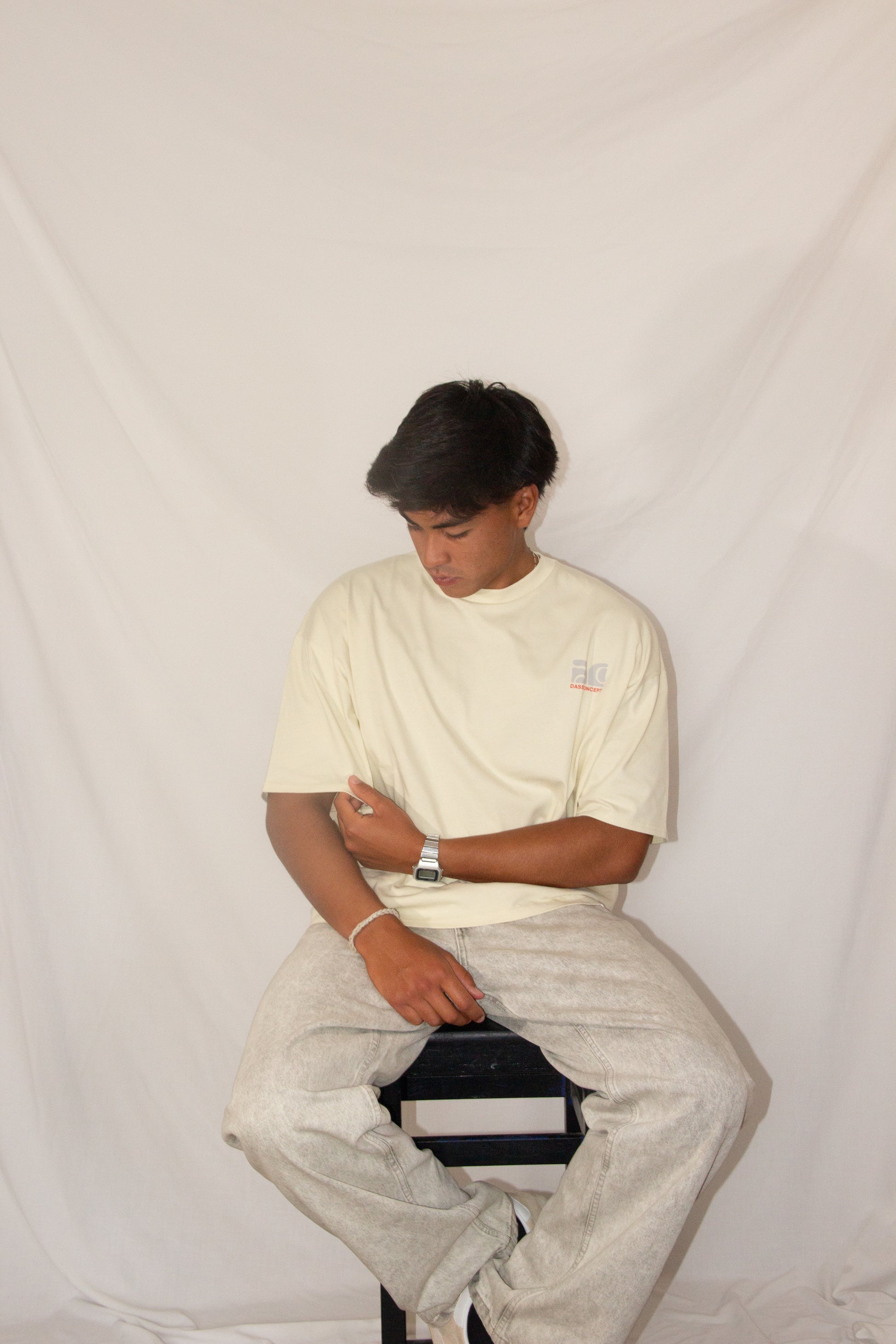 STRAWBERRIES T-SHIRT BEIGE