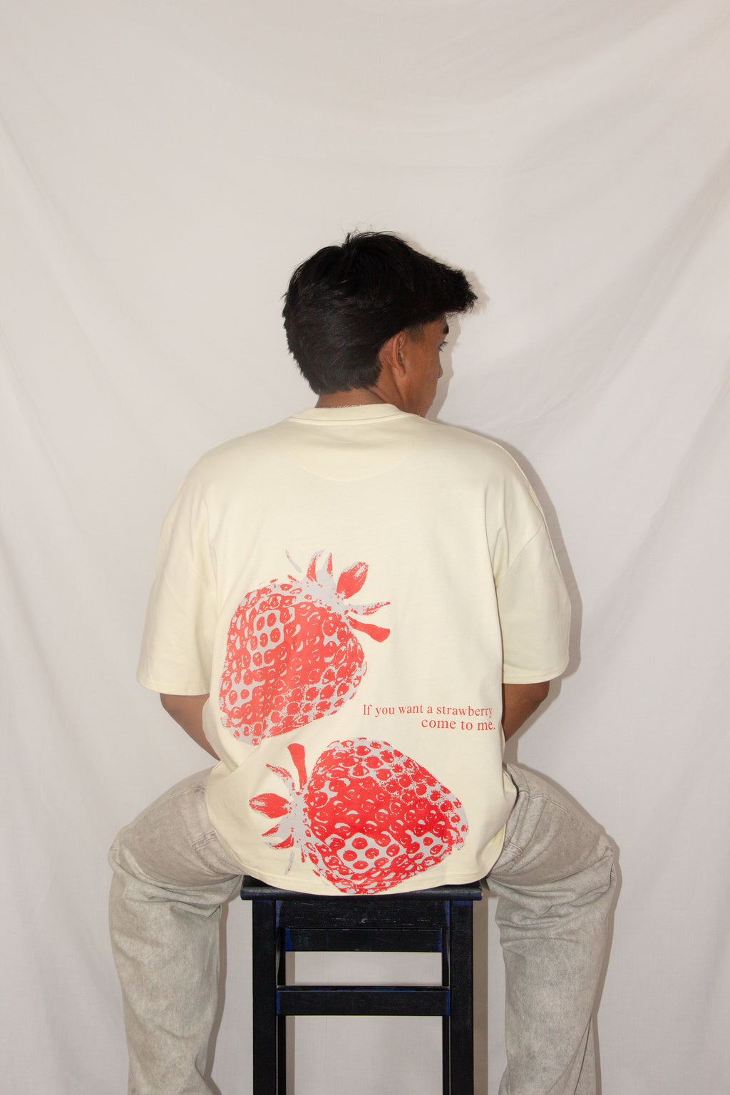 STRAWBERRIES T-SHIRT BEIGE