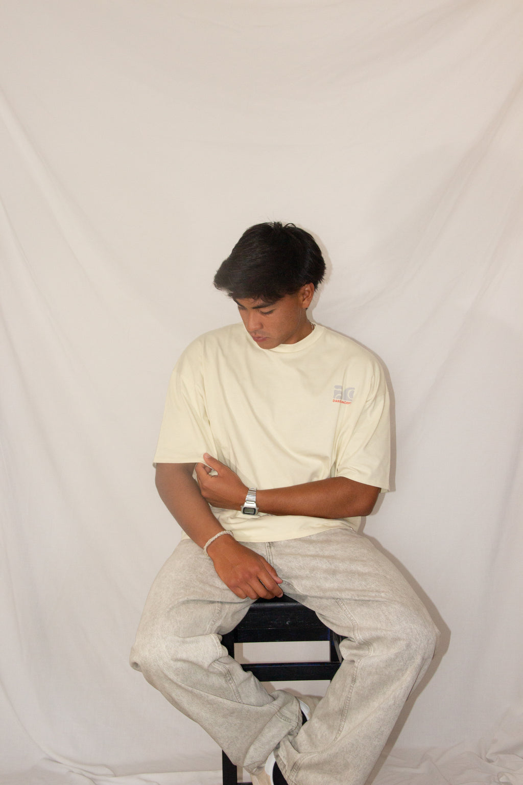 STRAWBERRIES T-SHIRT BEIGE